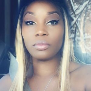 Meet your Posher, Shellena